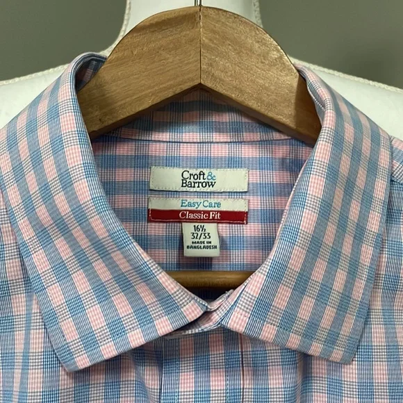 croft and barrow classic fit dress shirt Croft & Barrow Mens Classic Fit Button-Down Dress Shirt Pink Stripe Size (18" Neck 34/35" Sleeves) at Amazon Men's Clothing store